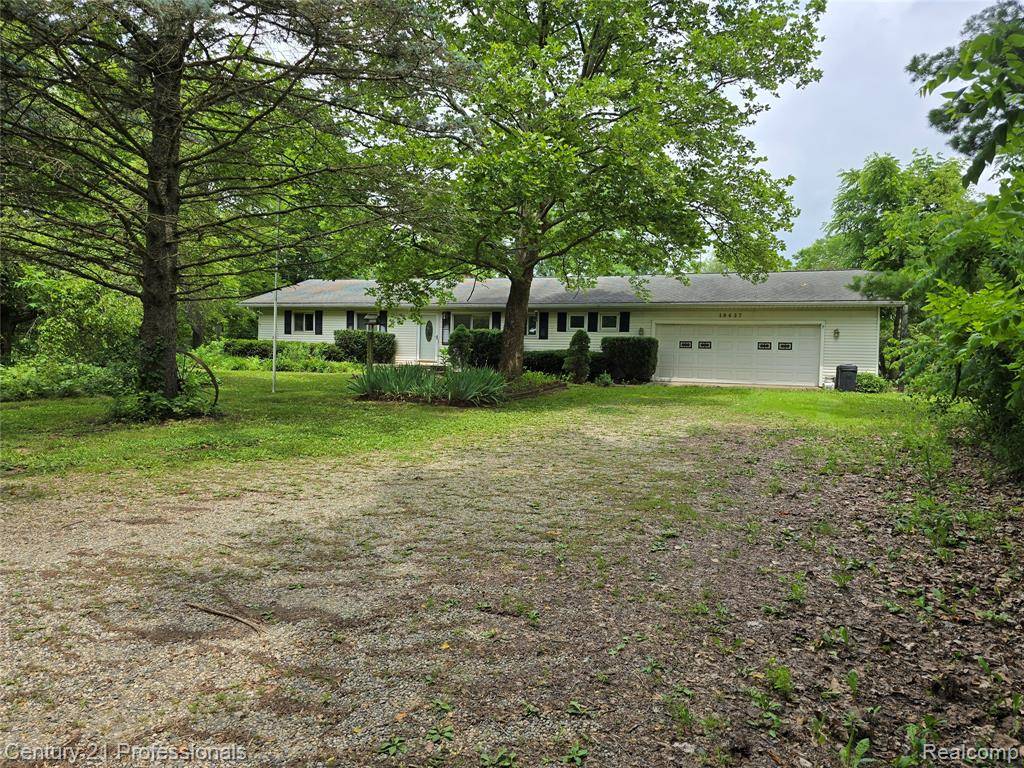 10627 7 Mile Road, Salem Twp, MI 48167