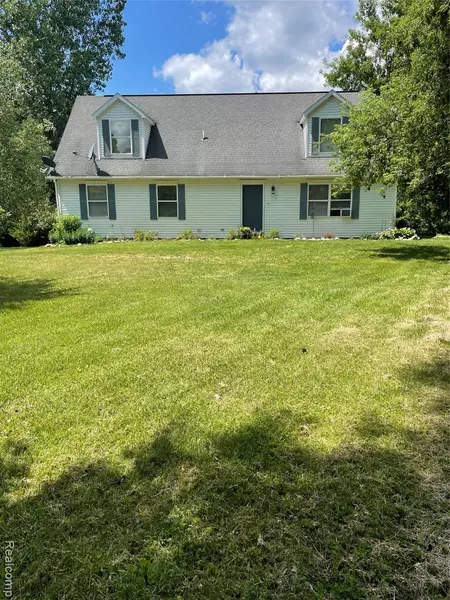 4537 Morgan Drive, Columbiaville Vlg, MI 48421