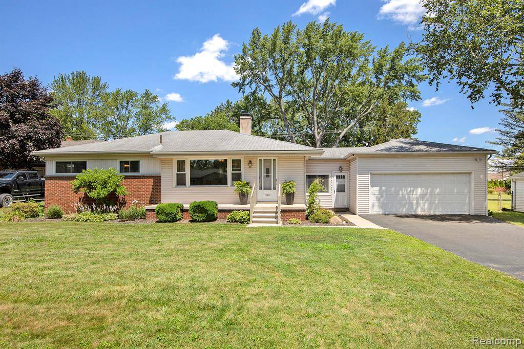 22950 Koths Street, Taylor, MI 48180