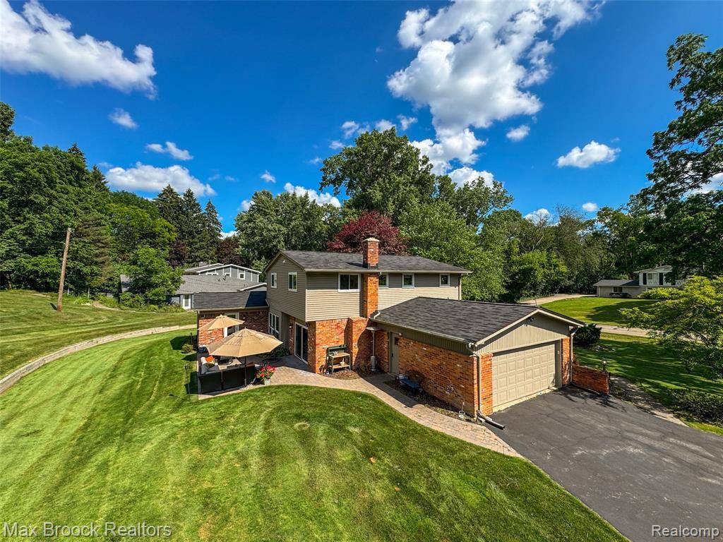 West Bloomfield Twp, MI 48322,6907 W Knollwood Circle