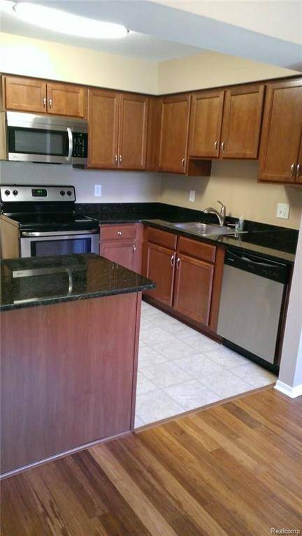 Canton Twp, MI 48187,41685 BEDFORD Drive