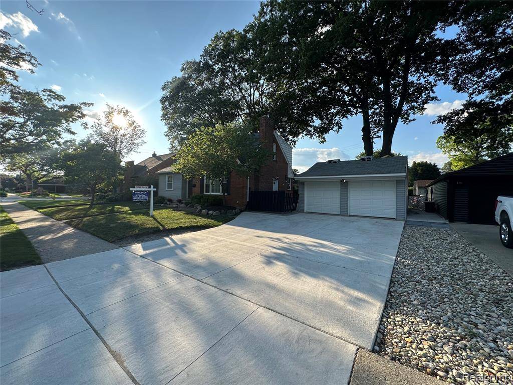 Dearborn, MI 48128,24934 Wilson Ave Avenue