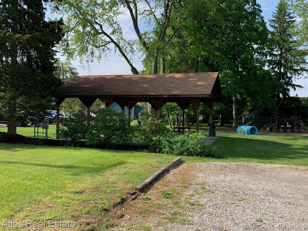Ortonville Vlg, MI 48462,437 MILL Street