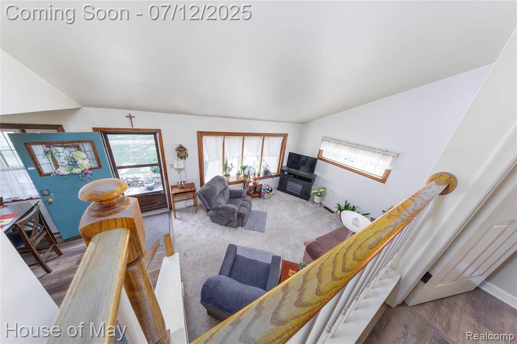 Clinton Twp, MI 48035,36827 Weideman