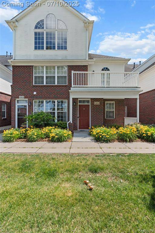Warren, MI 48093,8461 Towne Center Circle N