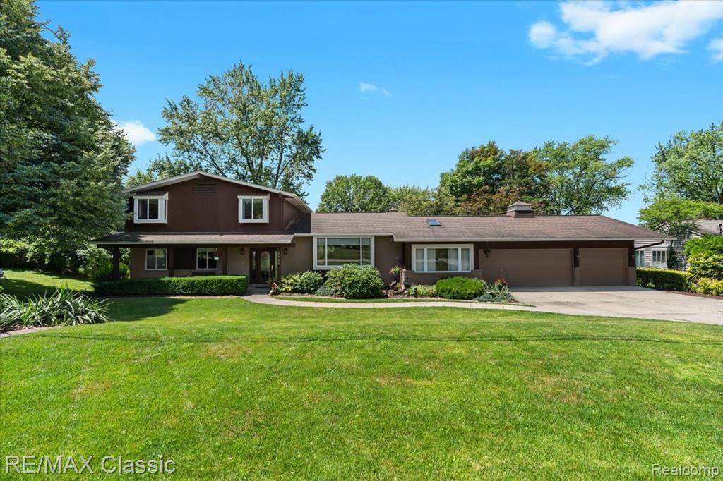 West Bloomfield Twp, MI 48324,2838 Bay Drive