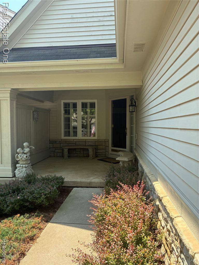 White Lake Twp, MI 48386,8205 Sequoia Lane