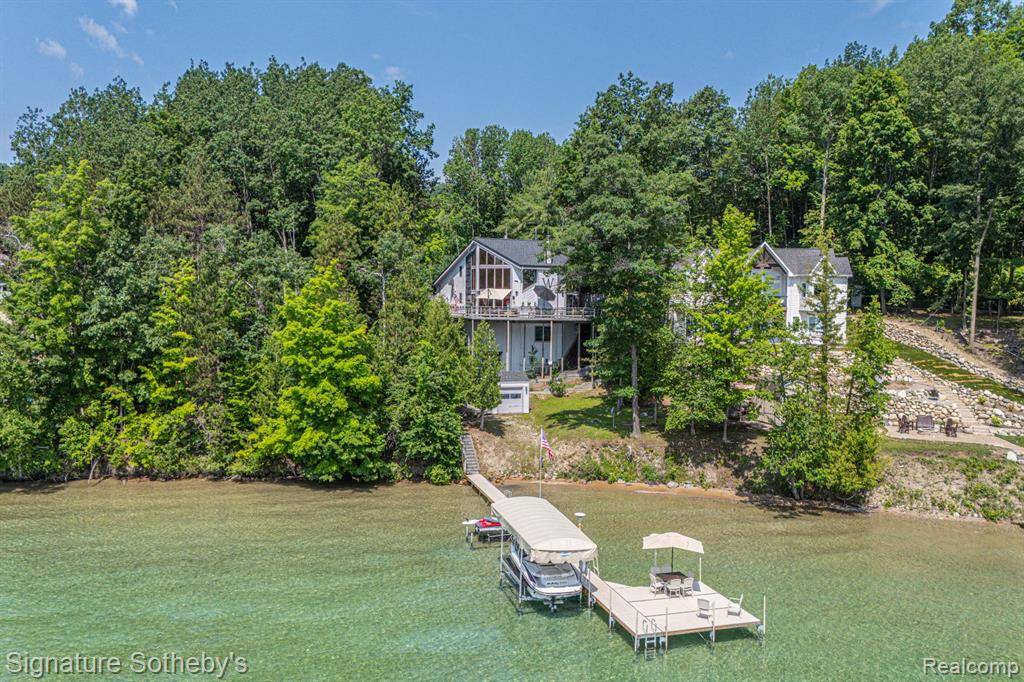 8641 Brettonwood Shores Road, Milton Twp, MI 49676