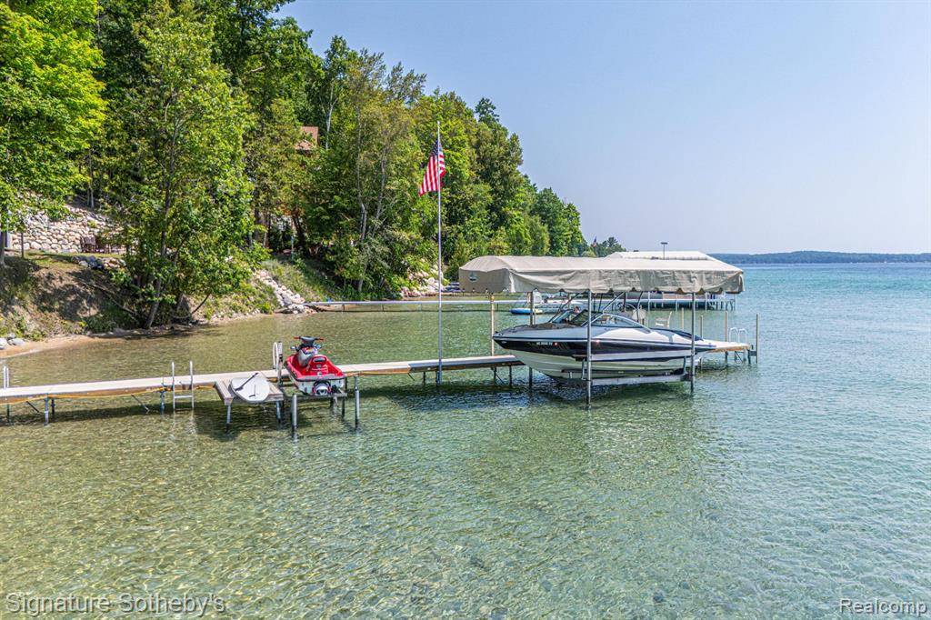 Milton Twp, MI 49676,8641 Brettonwood Shores Road