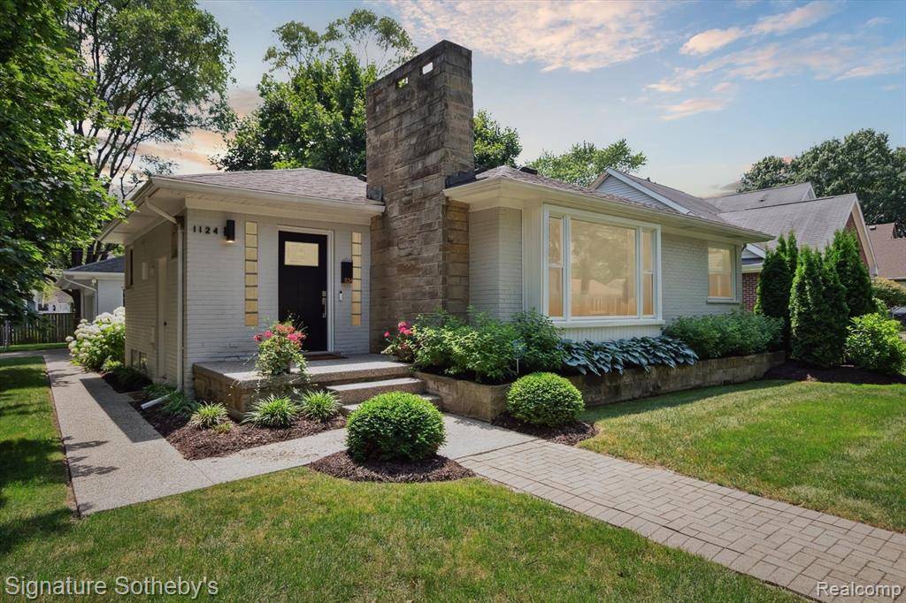 1124 E Windemere Avenue, Royal Oak, MI 48073