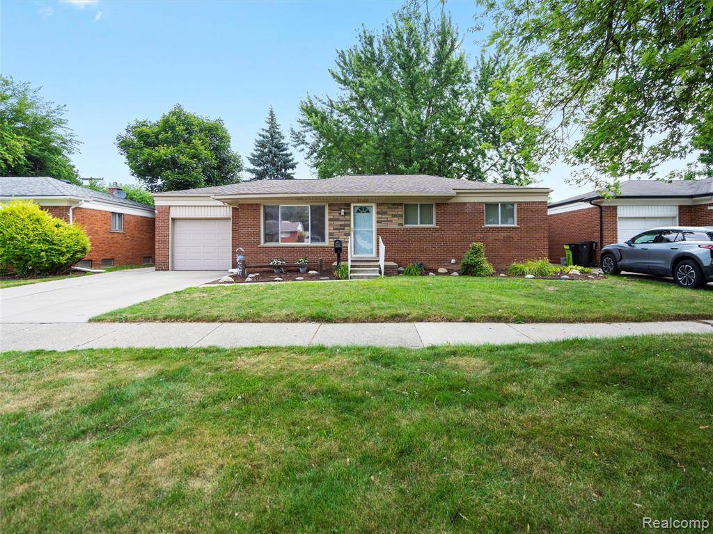 Roseville, MI 48066,32360 Kelly Road