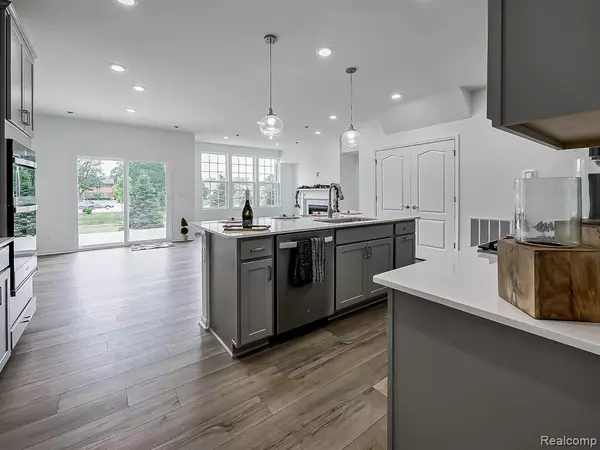 Commerce Twp, MI 48390,102 Addison Circle