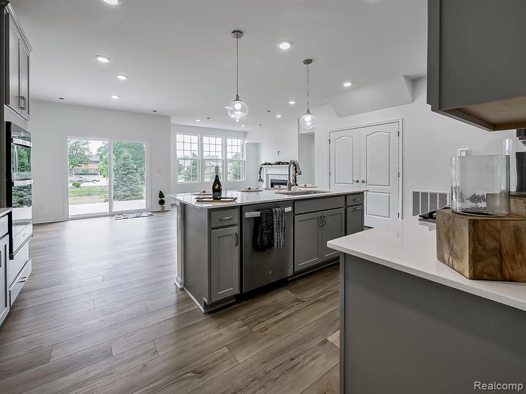 Commerce Twp, MI 48390,102 Addison Circle