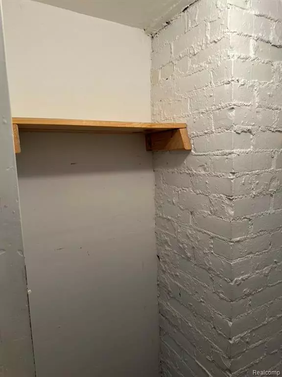 Clinton Twp, MI 48035,23443 Donaldson Street