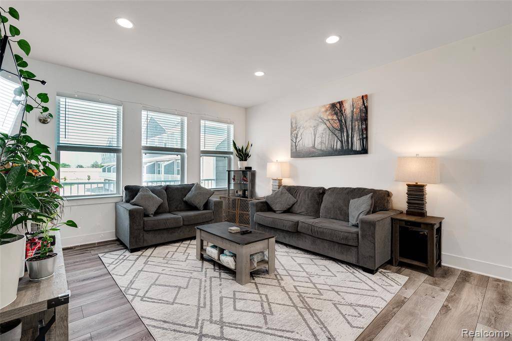 Troy, MI 48085,5973 Stella Drive