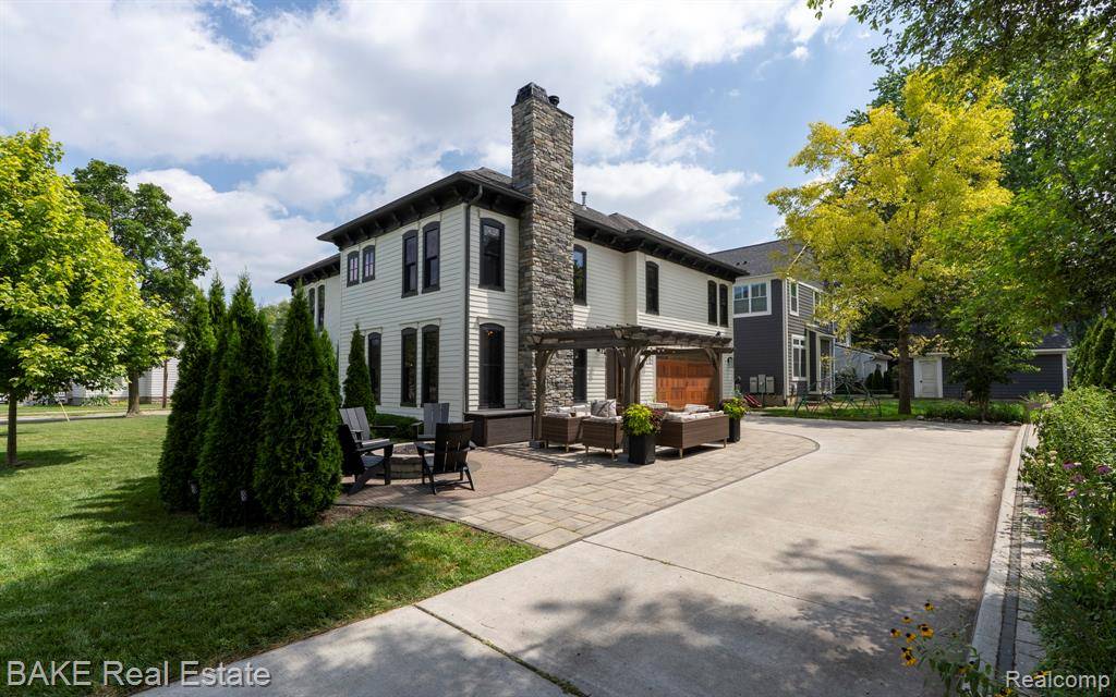Plymouth, MI 48170,391 Maple Street