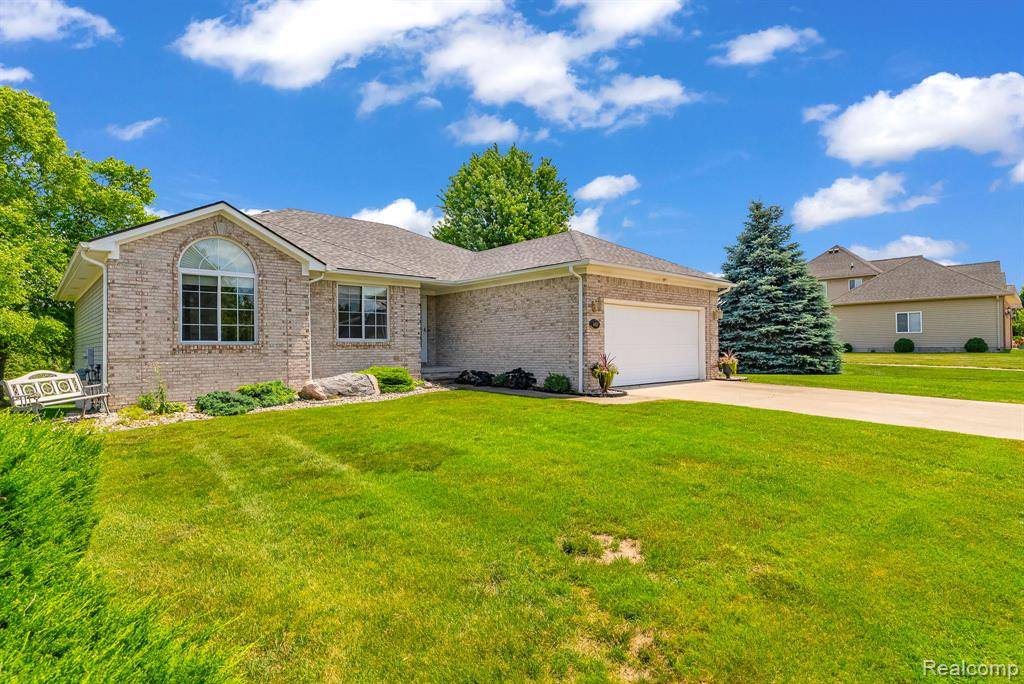 Grand Blanc, MI 48439,8419 Forest Glen Drive
