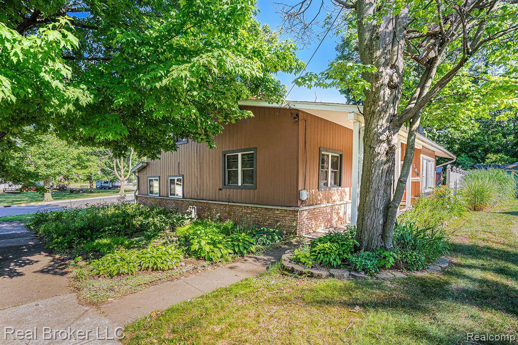 South Haven, MI 49090,748 GREEN Street