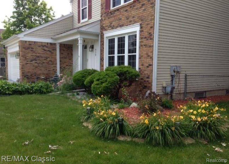 939 Paddington Road, Canton Twp, MI 48187