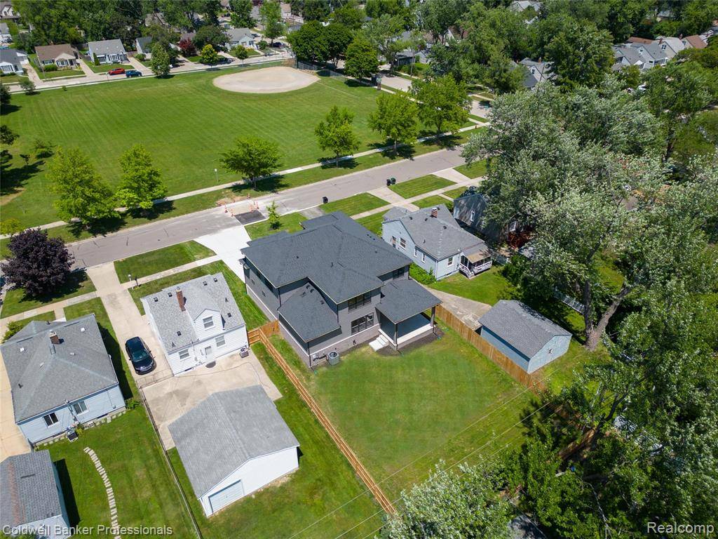 Royal Oak, MI 48073,3521 Chester Road
