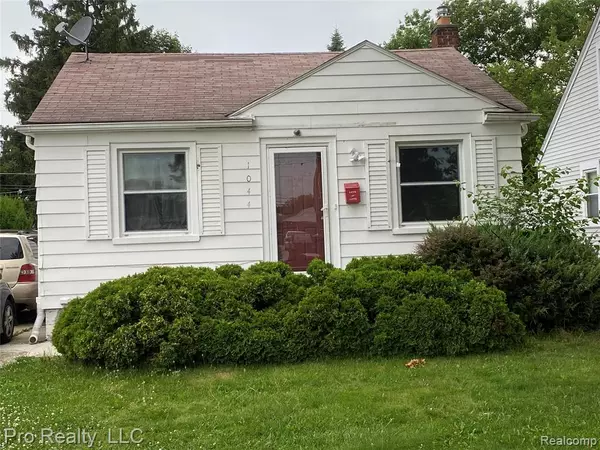 1044 Cloverlawn Avenue, Lincoln Park, MI 48146