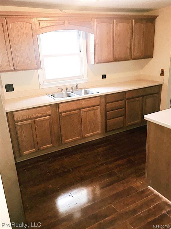 Westland, MI 48186,1682 Beatrice Street