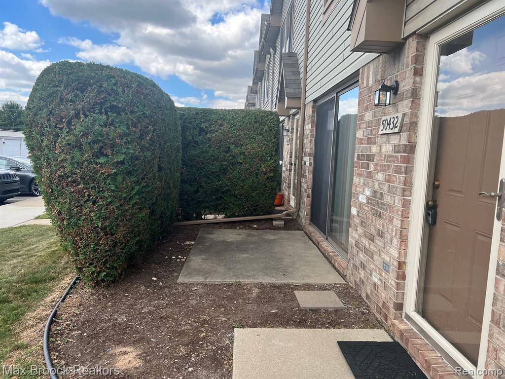 Chesterfield Twp, MI 48047,50432 BAY Run S