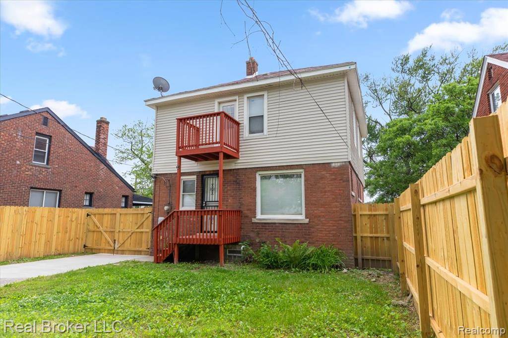 Detroit, MI 48235,16810 Archdale Street