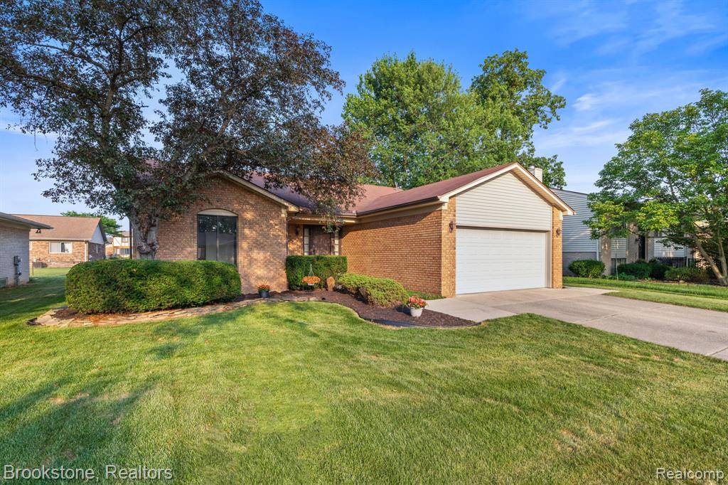 37746 Juniper Drive, Sterling Heights, MI 48310