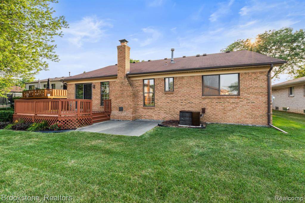 Sterling Heights, MI 48310,37746 Juniper Drive