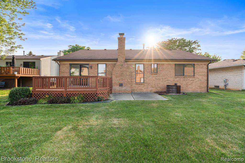 Sterling Heights, MI 48310,37746 Juniper Drive