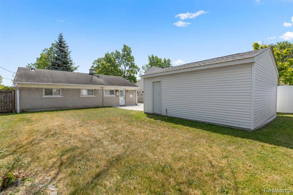 Madison Heights, MI 48071,25615 Miracle Drive