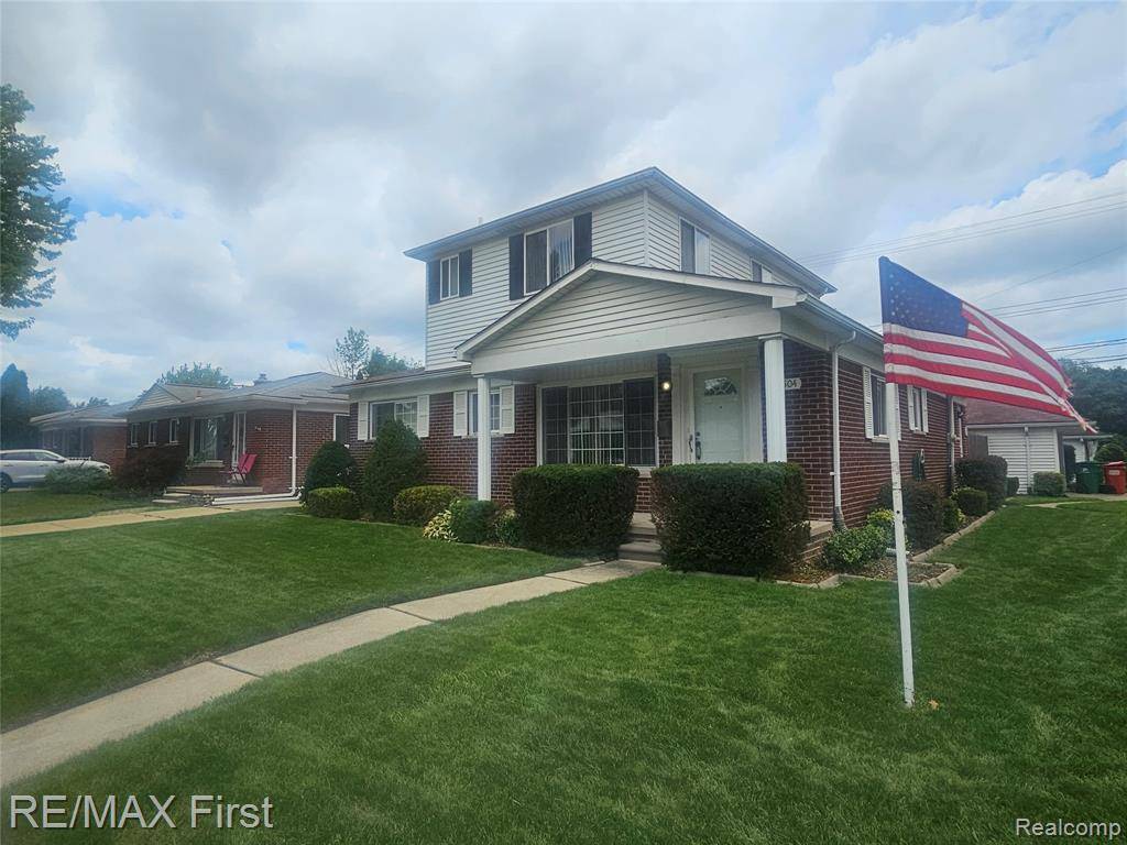 Eastpointe, MI 48201,24504 Marine Street