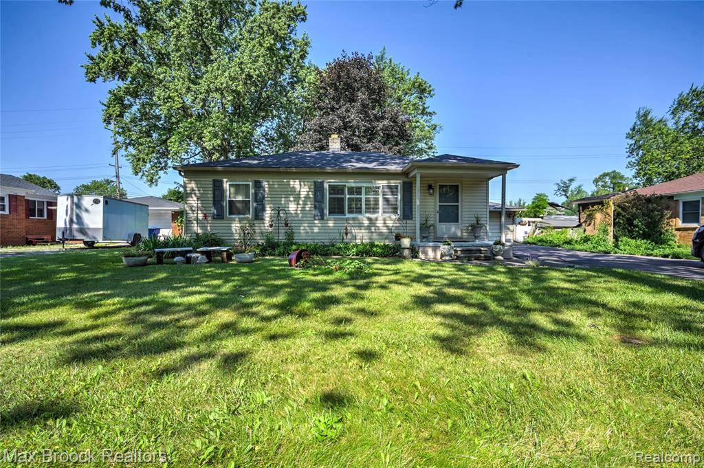 Waterford Twp, MI 48329,2233 Kohler Street