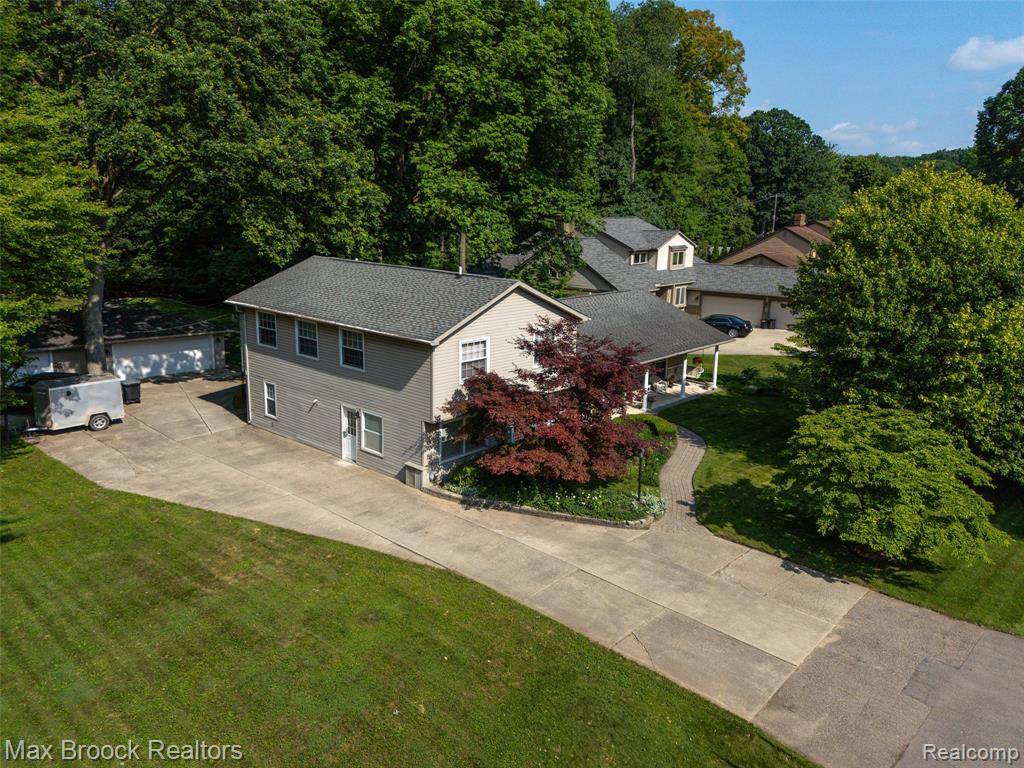 Livonia, MI 48154,15591 Hidden Lane