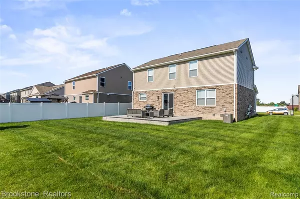 Macomb Twp, MI 48042,48672 Ivory Orchard Drive