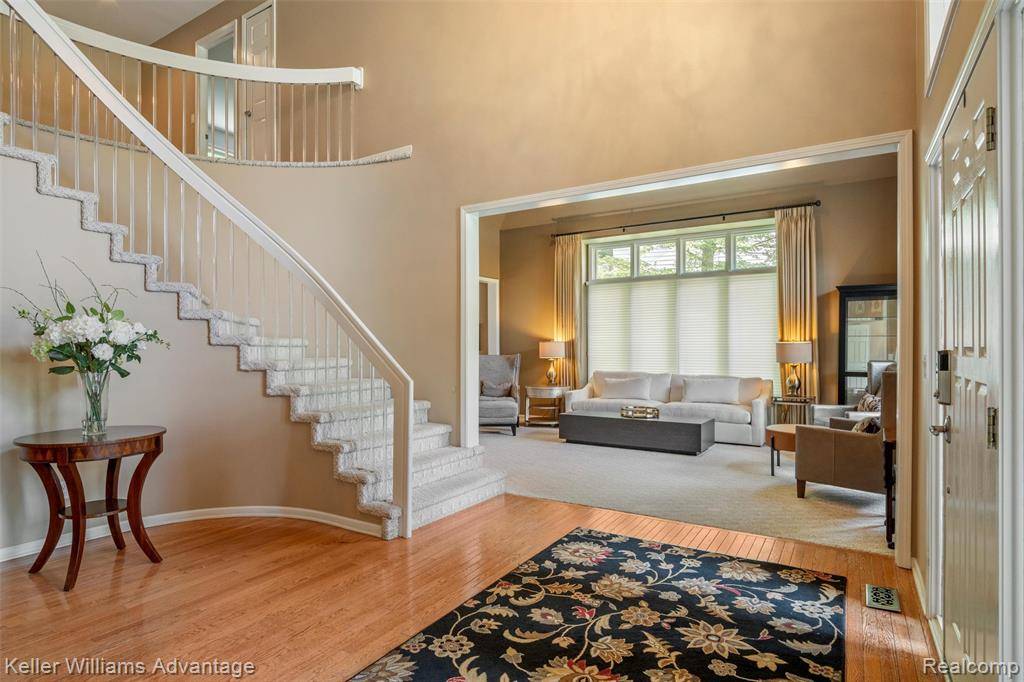 West Bloomfield Twp, MI 48323,7177 S Oak Court W
