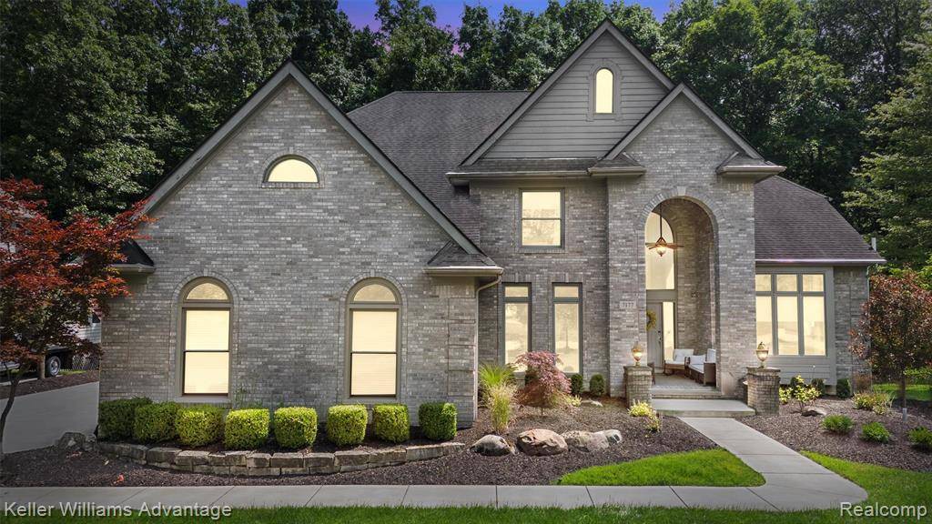 West Bloomfield Twp, MI 48323,7177 S Oak Court W