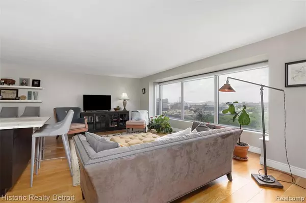 Detroit, MI 48207,1300 E Lafayette Street 1311