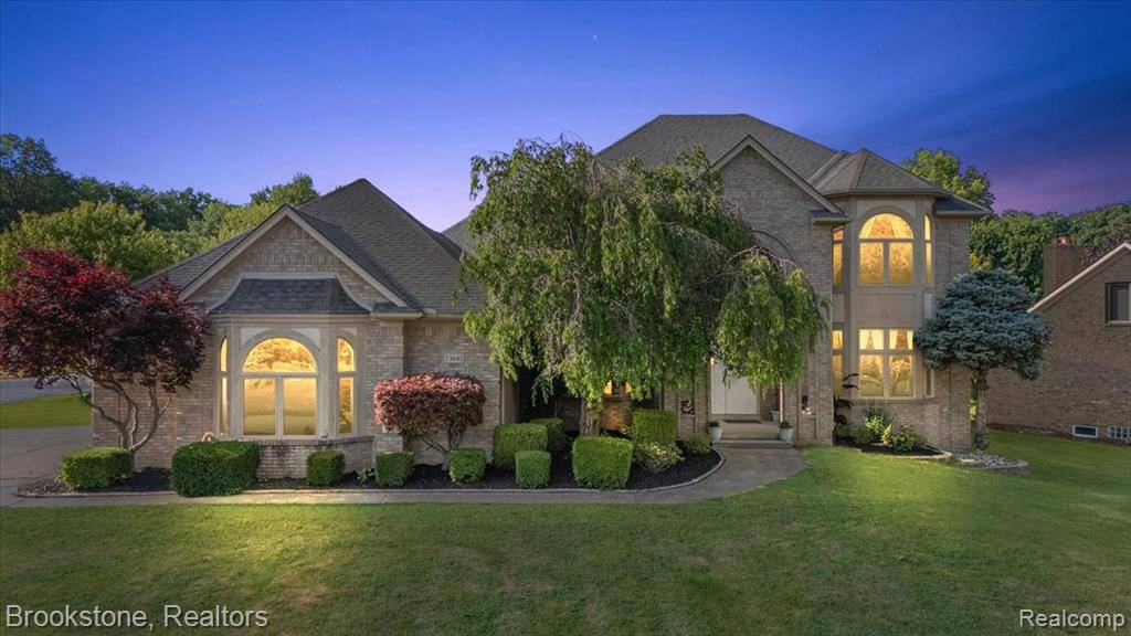 53641 Buckingham Lane, Shelby Twp, MI 48316