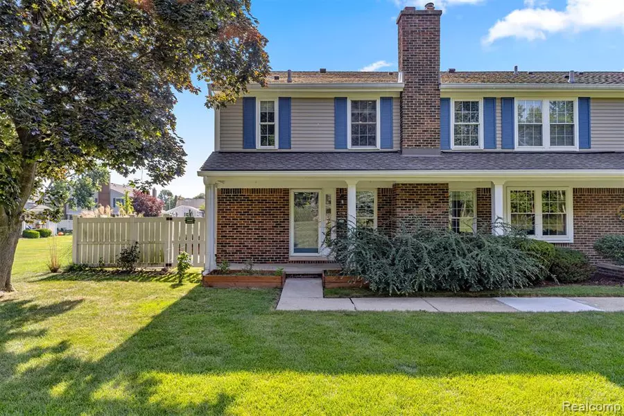 42198 Roscommon Street, Northville, MI 48167
