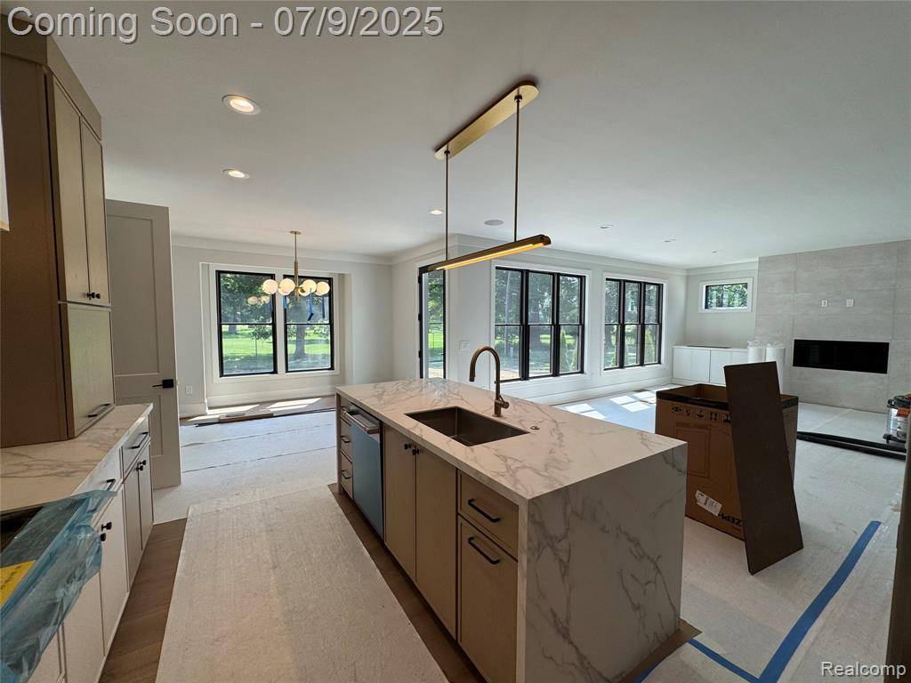 Bloomfield Twp, MI 48301,1231 Fox Chase Road