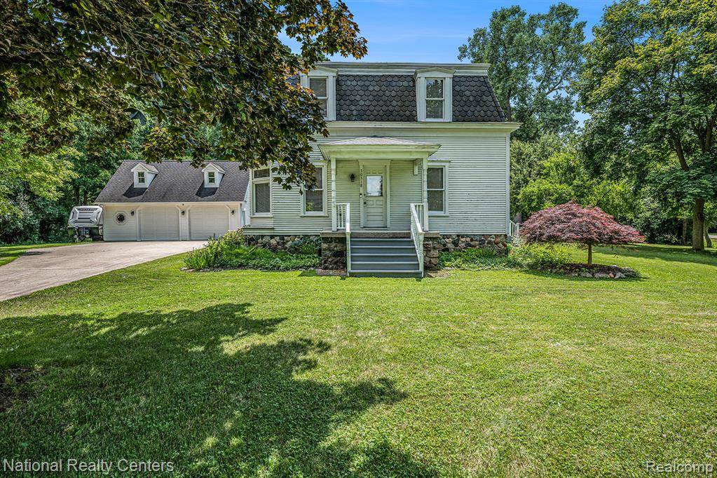 30318 Glenmuer Street, Farmington Hills, MI 48334