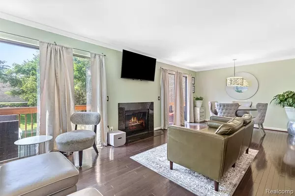 West Bloomfield Twp, MI 48322,5305 Wright Way S