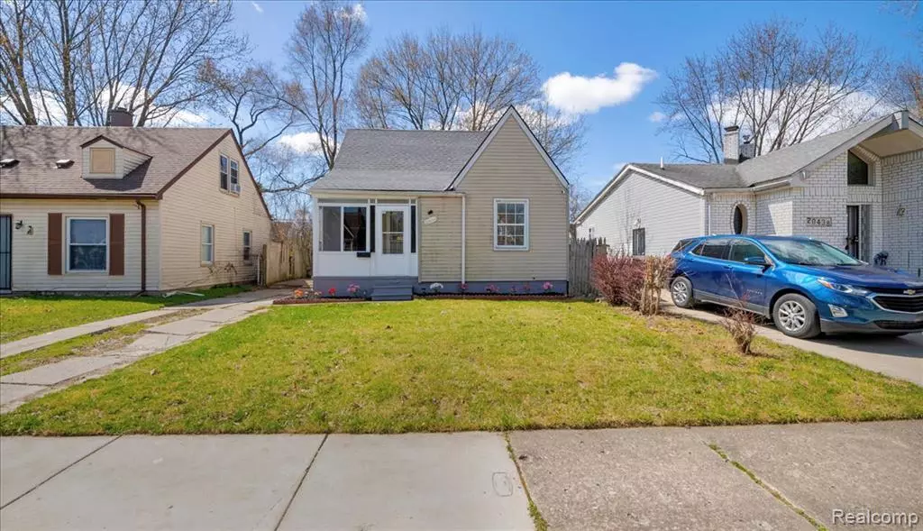 20444 Kingsville Street, Harper Woods, MI 48225