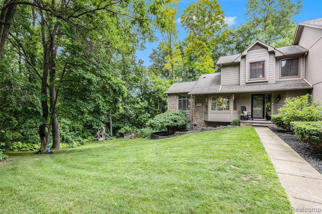 Springfield Twp, MI 48348,9780 Oak Valley Drive