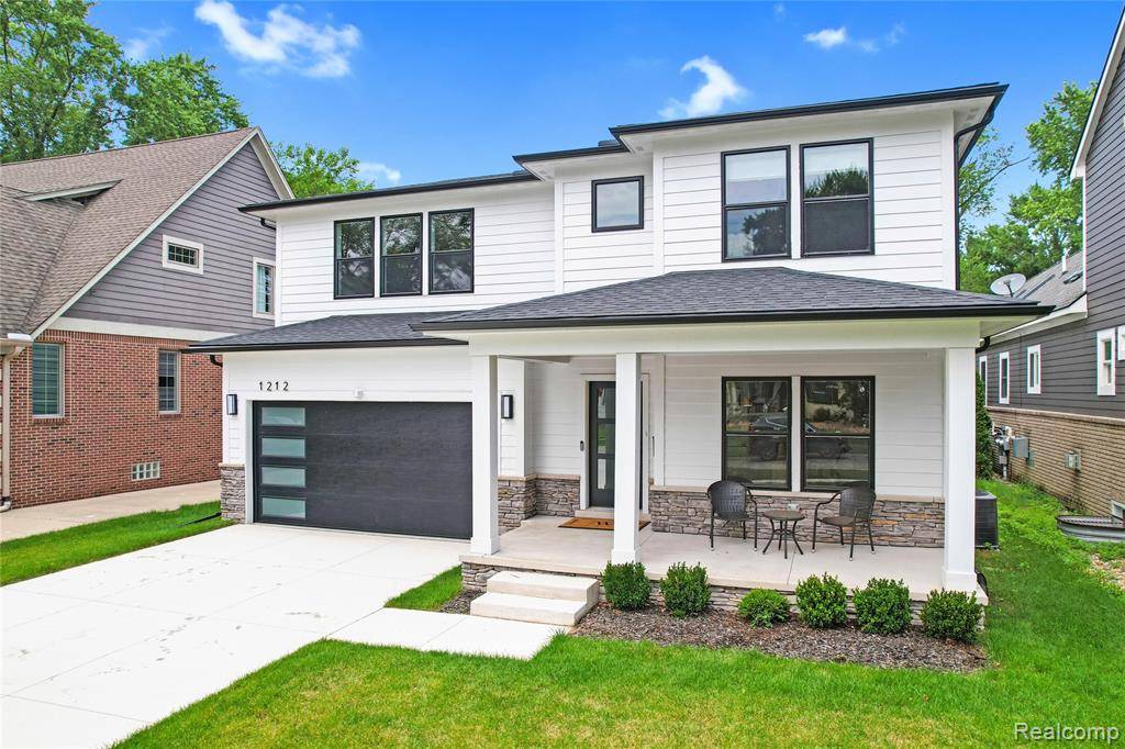 Royal Oak, MI 48073,1212 Royal Avenue