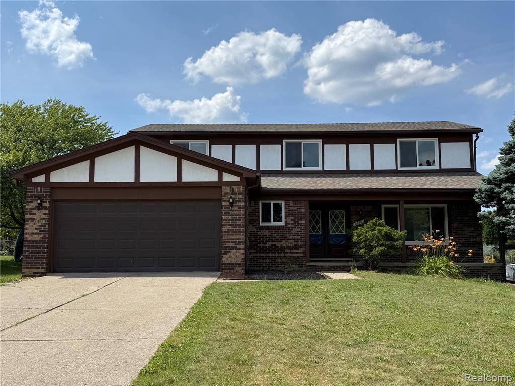 2290 Cumberland Road, Rochester Hills, MI 48307