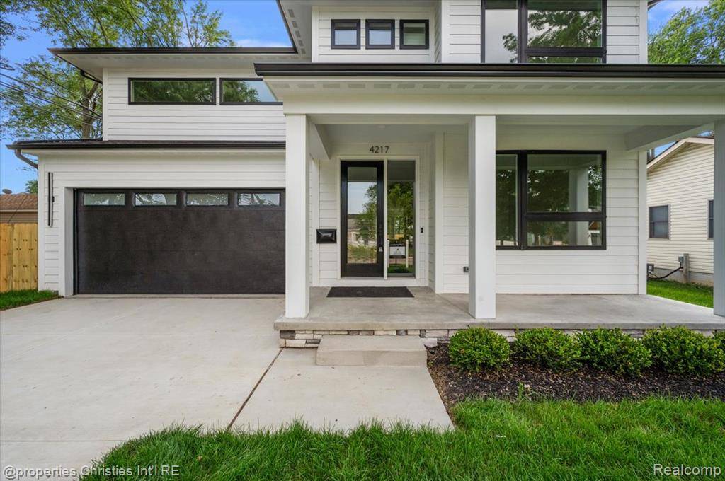 Royal Oak, MI 48073,4217 Mankato Avenue