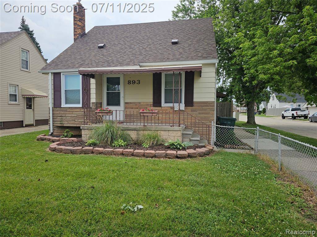 893 Leblanc Street, Lincoln Park, MI 48146